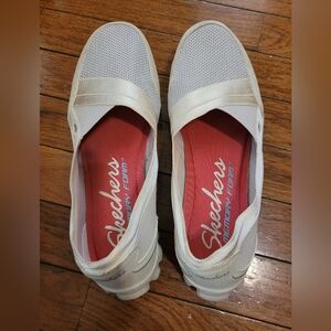 Skechers Women's Cream Slip-On Sneakers